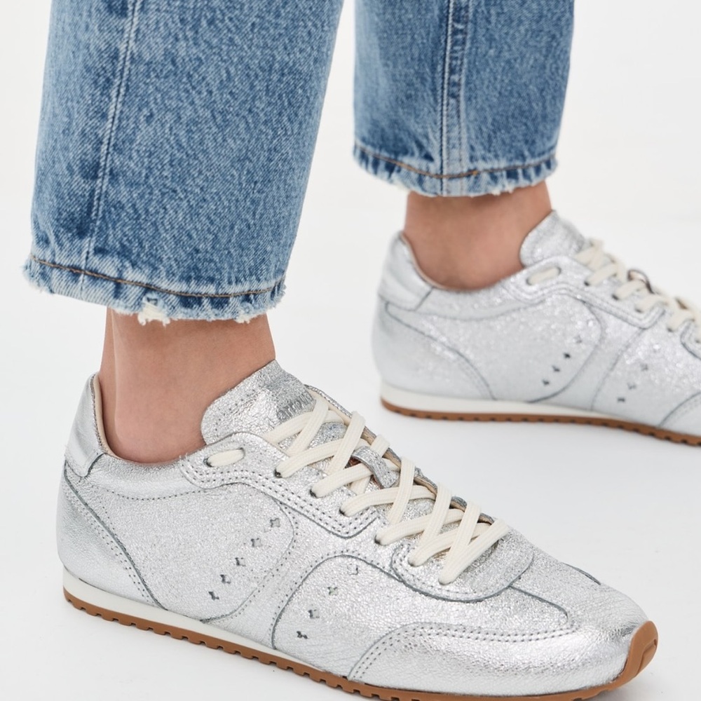 Larroude Stella Sneakers in silver metallic leather , size 9